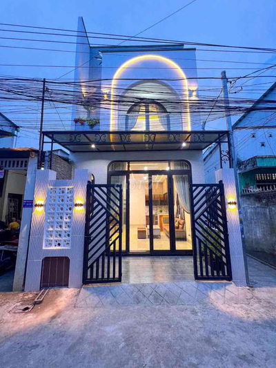 Nhà lầu góc 3 phòng ngủ Full nội thất - Gần chợ Tầm Vu
