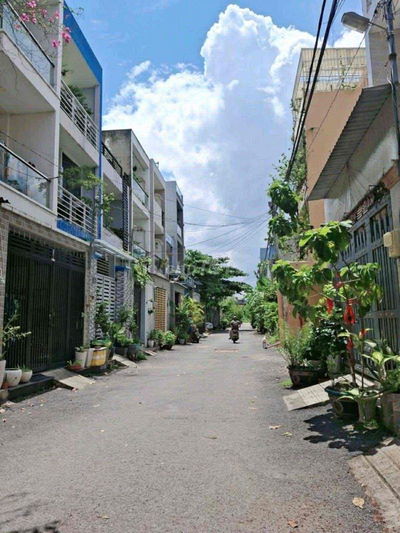 nhà phố kdc gò cát, phường phú hữu quận9, tp thủ đức