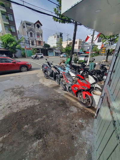 CHO THUÊ VĨA HÈ + SÂN TRONG KINH DOANH - NGAY CƯ XÁ NGÂN HÀNG Q7