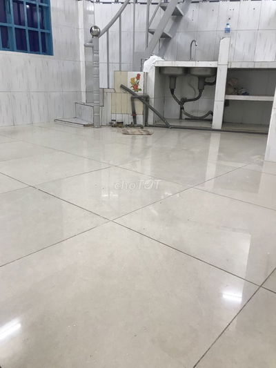 Nhà mới sửa, sạch sẽ, 1 lầu đúc, 4m x 6m, 1PN, 2WC, hẻm 2m Bà Hom
