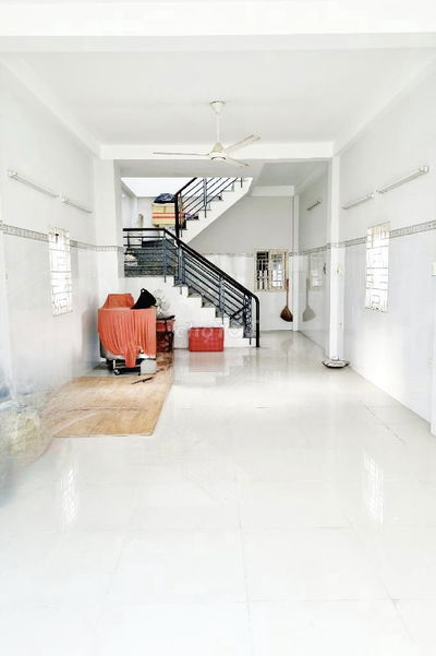 NHÀ ĐẸP HIỆN ĐẠI – HẺM XE HƠI – 5PN Ở NGAY KHÔNG CẦN SỬA - GIÁ 7,X TỶ