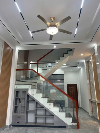 Bán nhà 2 Tầng Tân Vạn (P.Biên Hòa mới),SHR đường 2 xe hơ,gần UBND