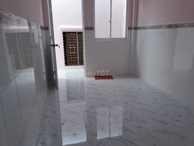 Cho nữ thuê phòng hẻm 284 Lê Văn Sỹ, P. 14, Q. 3, giá 3,2 tr/tháng