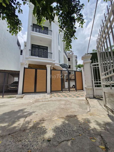 Bán biệt thự khu Saigon coop, Lê Đức Thọ, dt đất 215m giá 17,9 tỷ