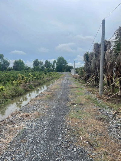 1000m2 đường XE TẢI QUAY ĐẦU , GIÁ 550TR 1000m2 THỦ THỪA LONG AN