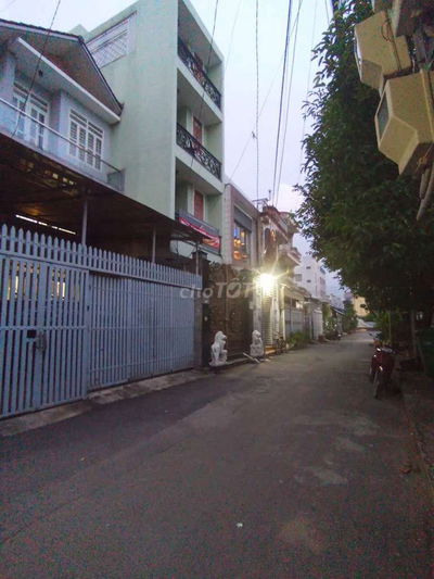 Bán nhà 3 tầng 89.1m² (6x14.9) giá 8 tỷ – Đường Đình Phong Phú, TNPB