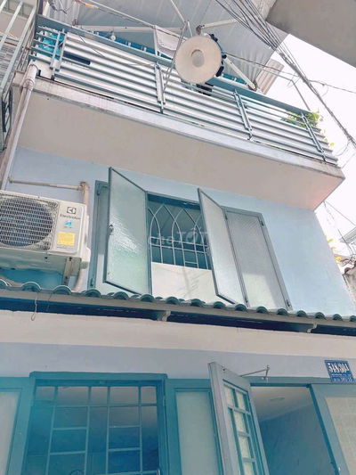 Bán nhà HXH 3 lầu: 3x7m, SHR chính chủ