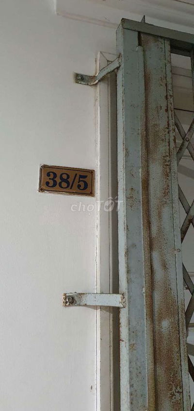 Bán căn hộ mặt tiền Lê Lợi, Quận 1