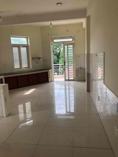 cho thuê phòng trọ trên đường Quang Trung, đối diện cổng Mercedes