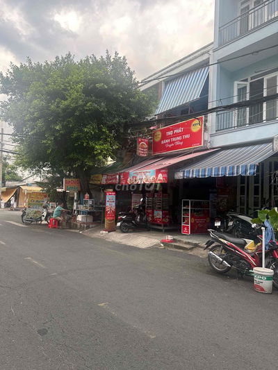 Mặt tiền đường số 8 phường tân kiểng vị trí kinh doanh !