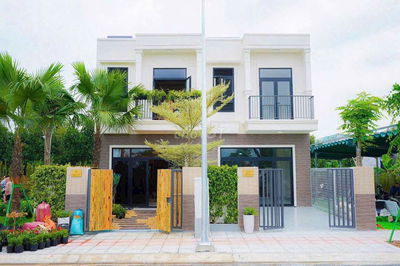 Nhà Phố 1 Trệt 1 Lầu Ngay VSIP 3. Mặt Tiền DT.746. Ngay Chợ Sầm Uất