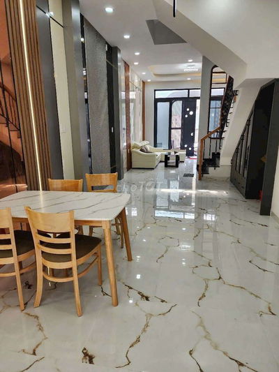 Nhà đẹp 4 x 15m 3 tầng ST 2// Bùi Tư Toàn q. Bình Tân