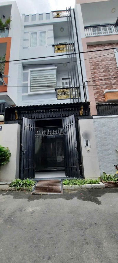 Linh Xuân Thủ Đức TPHCM, bán gấp nhà trệt 2lầu DT200m.