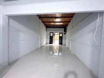 Cho thuê nhà mặt tiền Ba Vì (Cư Xá Bắc Hải) Quận 10