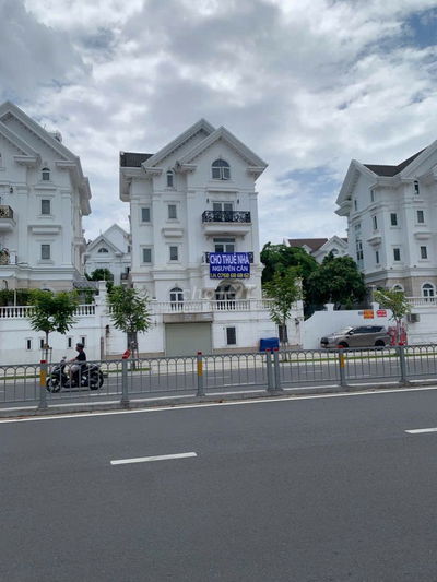 Cho thuê biệt thự Cityland mặt tiền Dương Quảng Hàm P5 Gò Vấp. 14x20 !