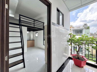 DUPLEX BAN CÔNG NGAY SÂN BAY TÂN SƠN NHẤT - GIÁ RẺ
