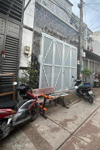 Gấp Bán nhà Sát MT Kênh Tham Lương- 60m2- 3 PN- HXH- Giáp Tân PHú.