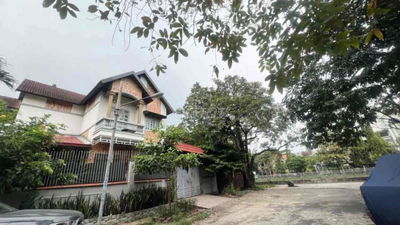 PHÒNG BAN CÔNG VIEW ĐẸP THOÁNG NGAY CẦU AN LỘC Q12 GIÁP GÒ VẤP