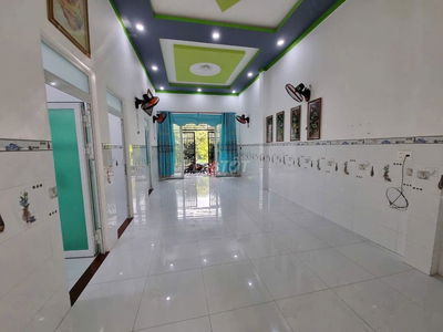 BÁN NHÀ PHƯỜNG TRẢNG DÀI . NHÀ ĐẸP VÀO Ở NGAY KINH DOANH MỞ LỚP HỌC