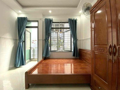 STUDIO BAN CÔNG FULL NỘI THẤT GẦN SÂN BAY