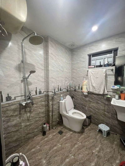 Cho thuê nhà mới xây