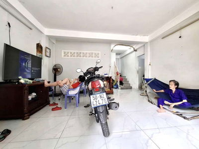 Bán Nhà 2 tầng - Ngay Tên Lửa(nối dài), 45m2, đường trước nhà 4m thông