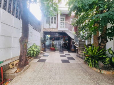 BÁN BIỆT THỰ GẦN HOÀNG DIỆU 2 TRUNG TÂM THỦ ĐỨC, KS CÓ NGUỒN THU NGAY