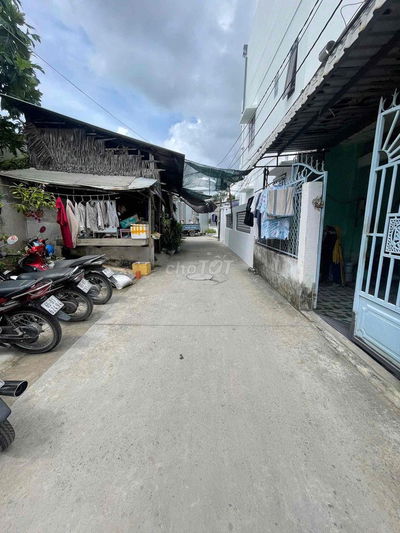 CÒN 1 CÁI KHO GIÁ MỀM