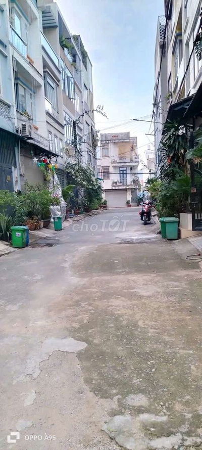 BÁN NHÀ 2 TẦNG HẺM XE HƠI THÔNG, ĐỐI DIỆN VẠN PHÚC,GIÁ NHỈNH 4 TỶ