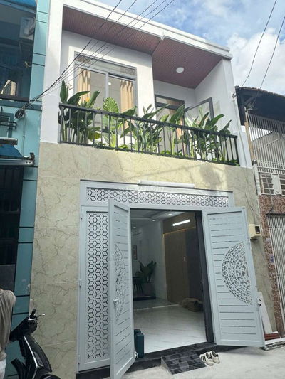 Bán gấp nhà 1 lầu mới gần AEON Mail Tân Phú, hẻm xe hơi thông.