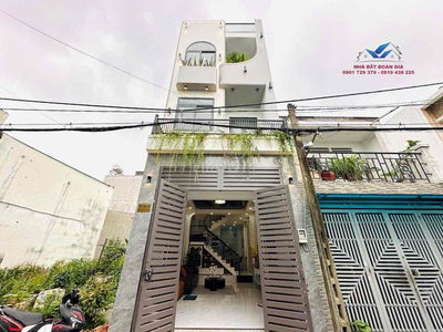 Nhà phố 4Mx14M 2Lầu Full Nội Thất,Hẻm 6M Thông Gần Đường Lê Thị Riêng