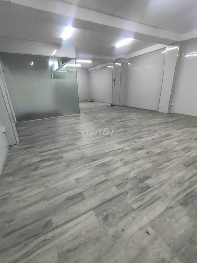 Văn phòng KDT VẠn Phúc city đẹp như hình 10tr
