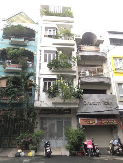 Nhà khu nội bộ 134 Thành Thái, 69m2, 4.2x17m, 5 tầng, 20 tỷ