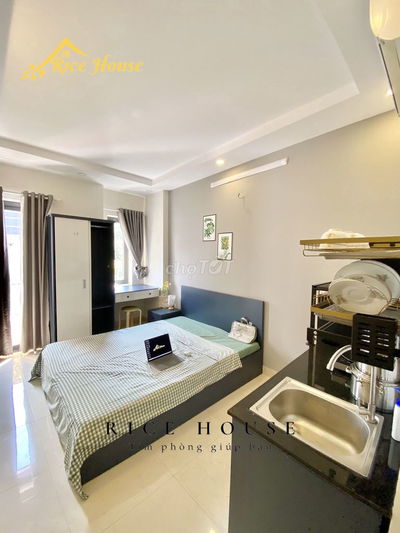 Chính chủ_Căn hộ Ban Công Đầy Đủ Nội Thất Ngay ĐH CÔNG NGHIỆP Gò Vấp