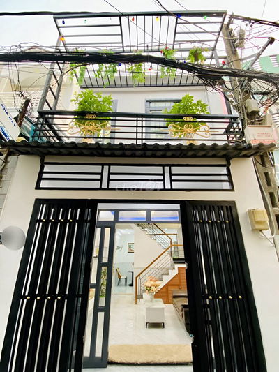 Bán nhà Quận 12 đường Tô Ngọc Vân giá 840tr giáp Gò Vấp