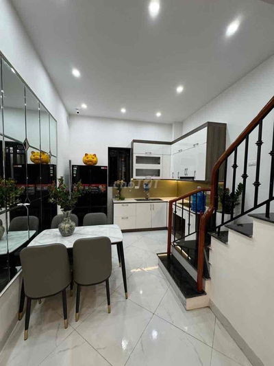Bán. nhà phố Phan Đình Giót , ngõ nông gần phố, 3 gác đỗ ,43m2x4T