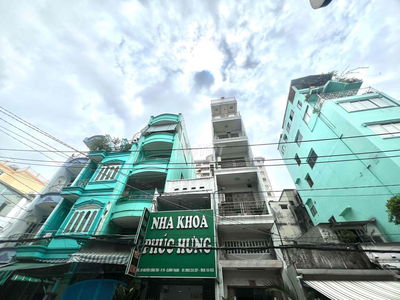 Nhà 6 Tầng - Mặt tiền Nguyễn Công Trứ - Khu Phố Ẩm thực Nhật - Giáp Q1