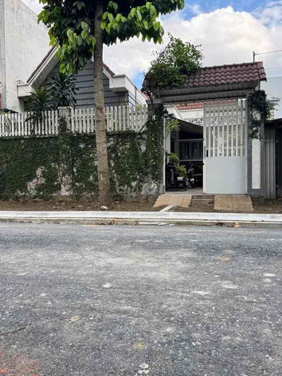 VILLA SÂN VƯỜN_NGANG KHỦNG 10m_DIỆN TÍCH 160m2_GIÁ CHỈ 12ty400 TL