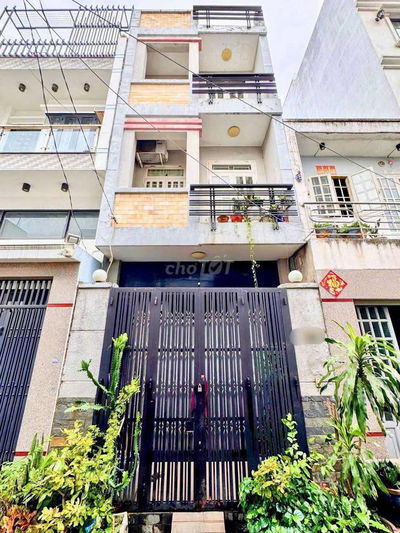 NHÀ ĐÚC 3 TẦNG - XE HƠI ĐỔ CỬA - KẾ AEON TÂN PHÚ - DT 4x11