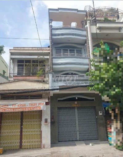 5PN, 4WC. Nhà 3 lầu mặt tiền Lạc Long Quân, Q11. DT: 4.5x16m -20 triệu