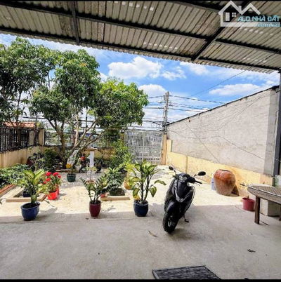 Mặt Tiền Sát Trịnh Quang Nghị Q8 Ngang 8,5m Hậu 13m DTCN 322m2 CHỦ GẤP BÁN Chỉ 8,99 Tỷ TL