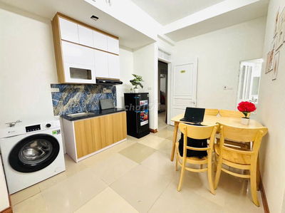 Gần ĐH KHXHNV, 112 Tô Vĩnh Diện 41m, ban công, 4 người ở, nhận xe điện