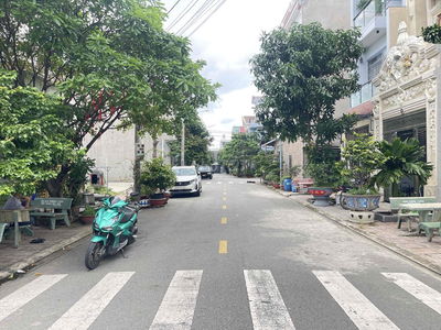 Nhà Đẹp 2 Lầu KDC Gần Ngã Tư Chiêu Liêu, TDH-HCM - Giá Chỉ 4,3 Tỷ TL