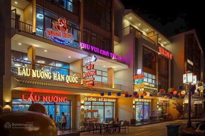 Bán căn góc Tài Lộc mặt sông vị trí kinh doanh sầm uất nhất tại Vinhomes Vũ Yên. Lh: 0915 011 ***