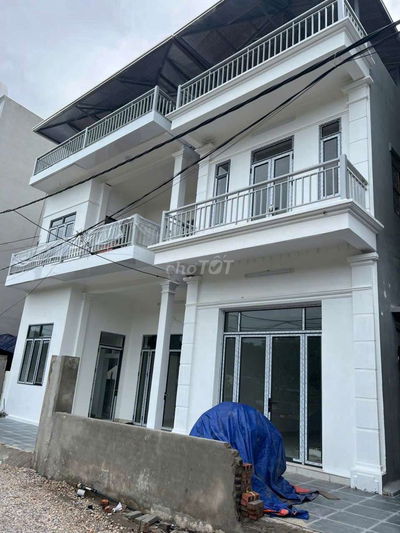 Nhà mặt đường gom võ nguyên giáp xóm đông vân nội