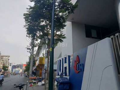 Phòng trọ Sinh viên, người văn phòng