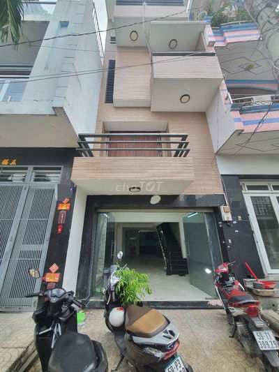 Bán nhà hẻm oto, 4 tầng, ngay đường Tô Hiệu, Tân Phú