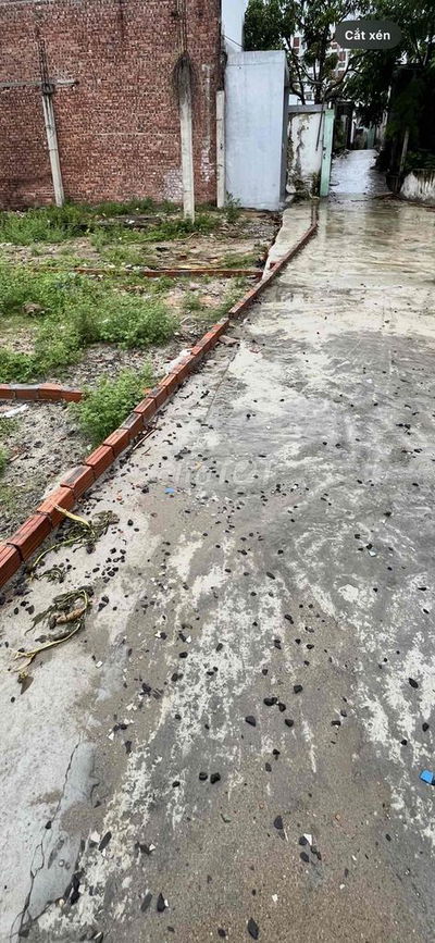 Đất kiệt Nguyễn L Bằng gần Hoà Khánh