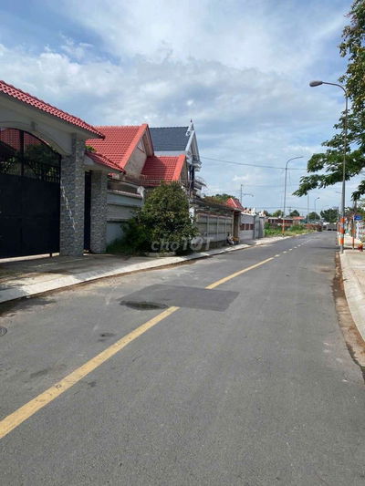 KHO XƯỞNG 1/ 6000M2 TÂN THỚI NHÌ ĐƯỜNG CONT CÓ VP