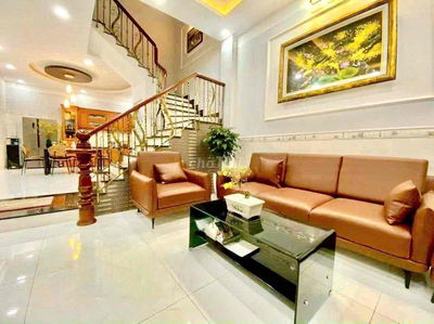 cho thuê nhà nguyên căn Full nội thất - 50m - giá 15tr
